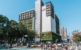 Star Hostel Taichung Parklane